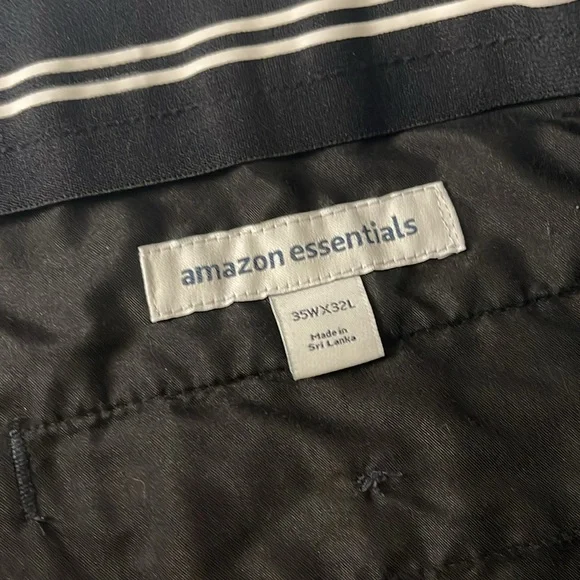 Amazon Essentials Men's Classic-Fit Stretch Golf Pants - Picture 7 of 8